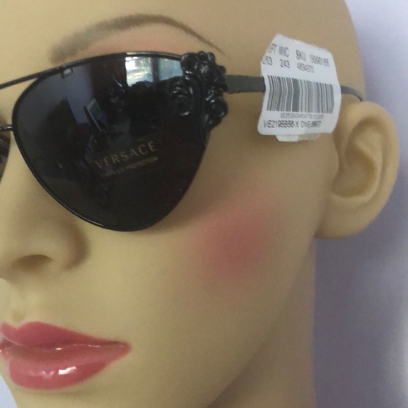 VERSACE sunglasses with flower detail - Picture 4 of 7